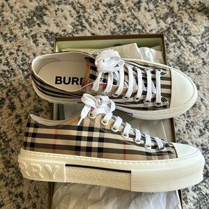 Burberry Jack Platform Sneaker